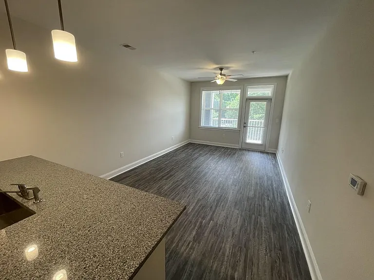 Marcom St Apartments — Photo 39
