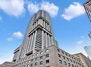 88 Scott St #606, Toronto, ON M5E 0A9