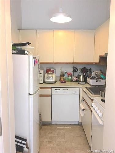 2nd image of 124 Court St #602