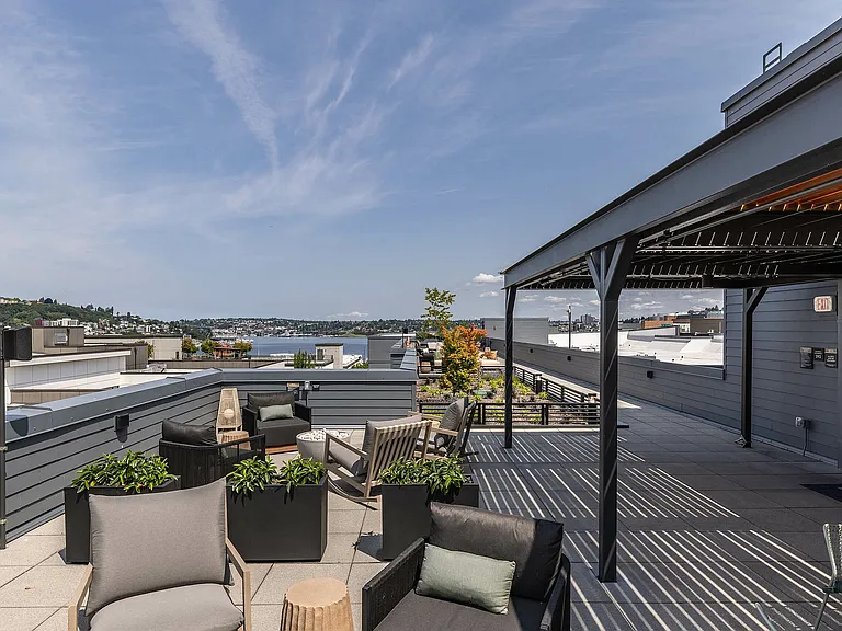 535_amenity_rooftop_22