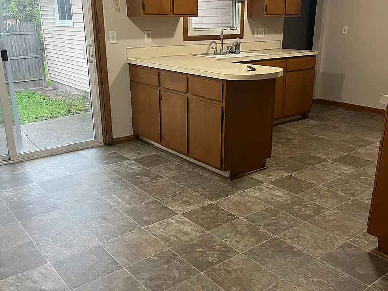 2970 Reppuhn Dr #2 — Photo 4