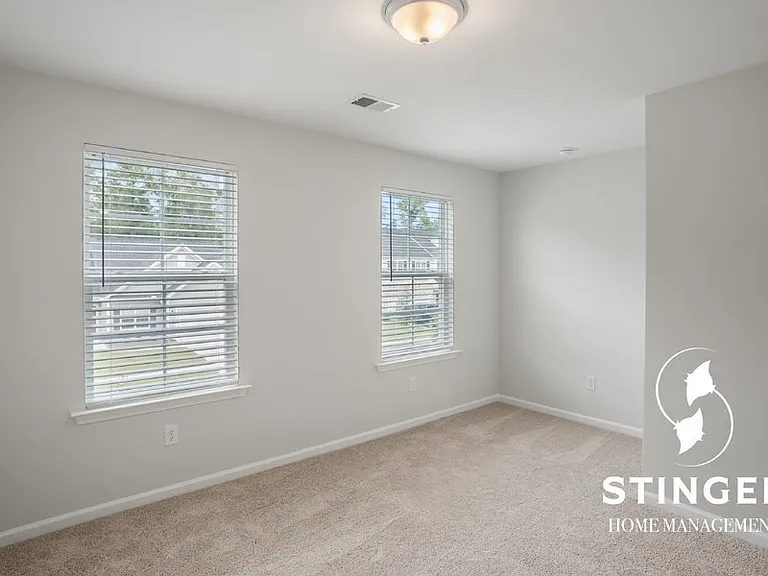 103 Grange Ln — Photo 39