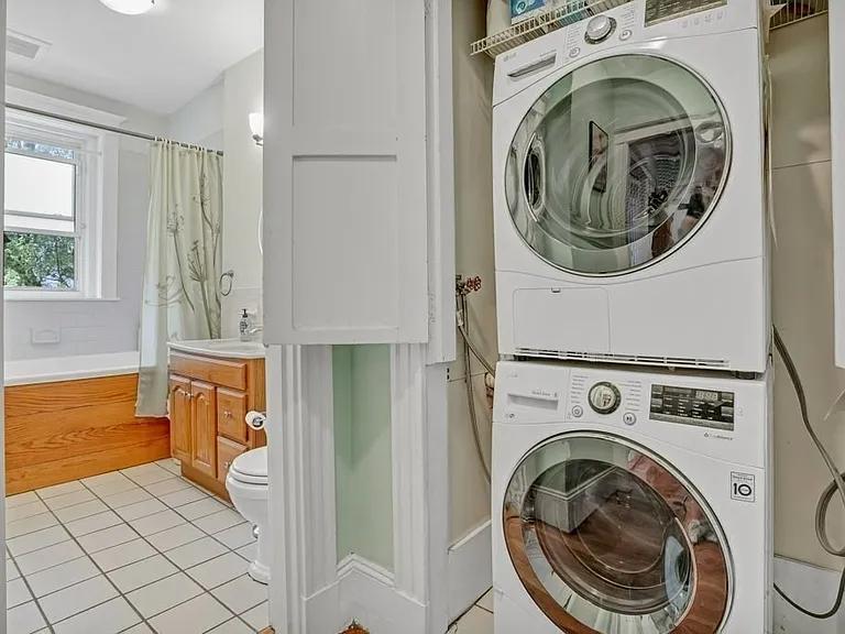 11 Radcliffe Rd #1 — Photo 1