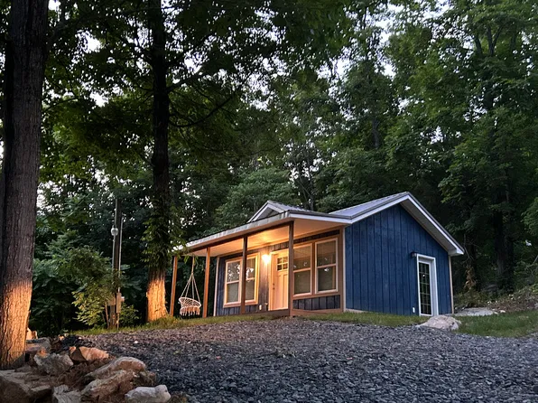 162 Renee Dr, Johnson City, TN 37601