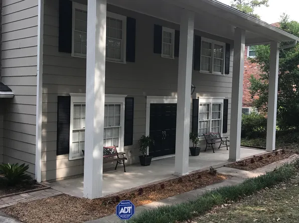 1604 Robin Crest Dr, West Columbia, SC 29169