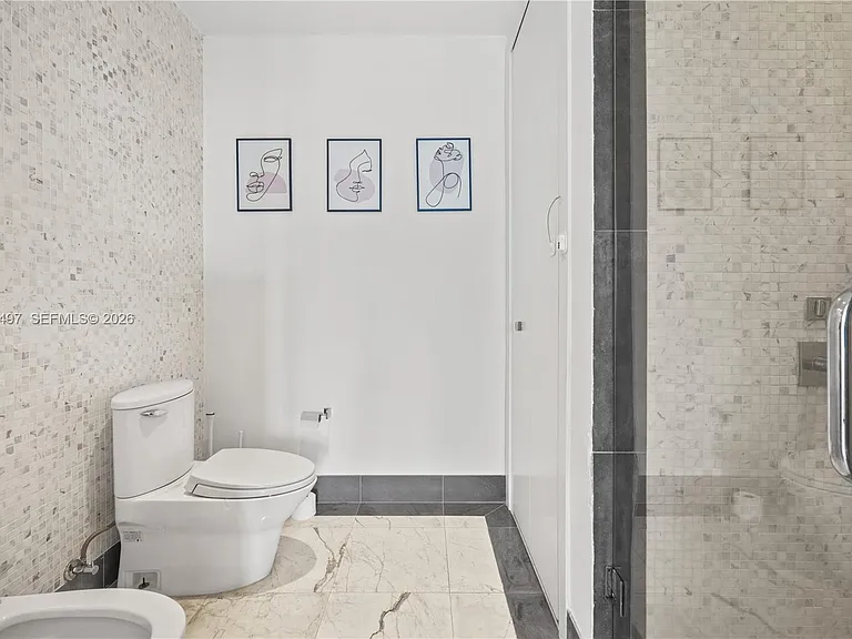 200 Biscayne Boulevard Way #5009 — Photo 36