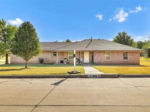 905 Mulberry Ln, El Reno, OK 73036
