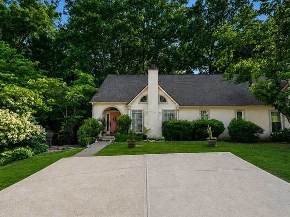 4135 Lake Mist Dr NW, Kennesaw, GA 30144