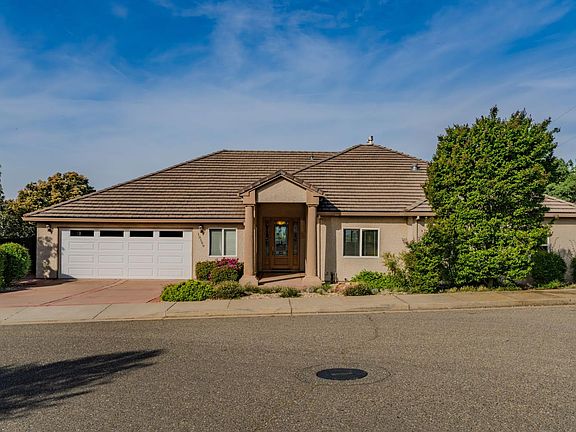 2nd image of 10569 Ridgecrest Dr