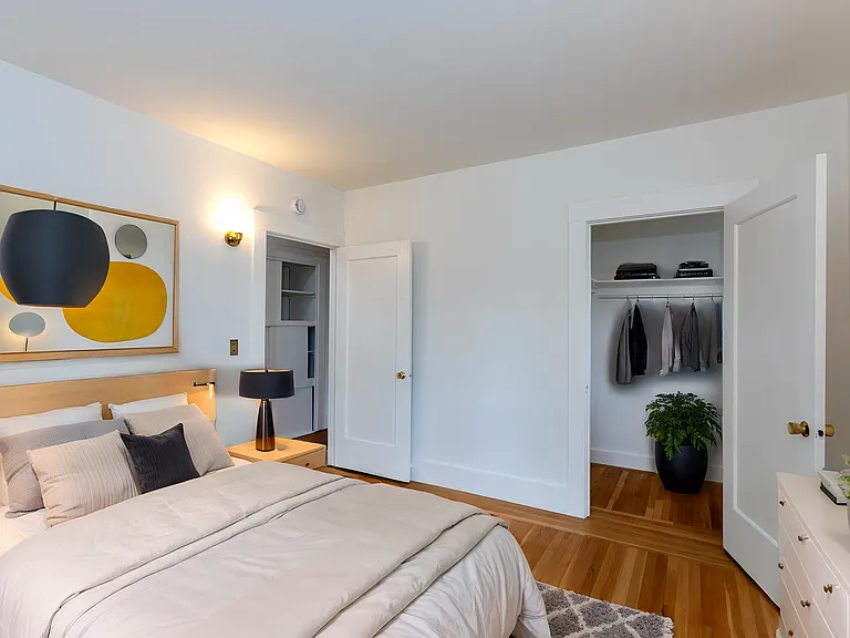373 Moraga Ave — Photo 12