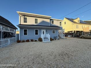 40 Bay Shore Dr, Toms River, NJ 08753
