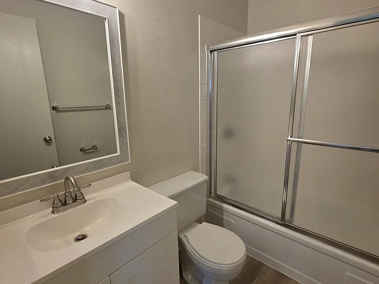 2365 S Gateway Cir #2365 — Photo 8