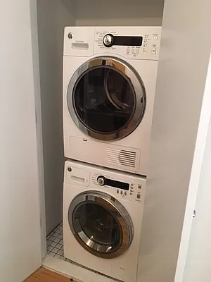 Rented by Premier Metro Realty Corp | media 32