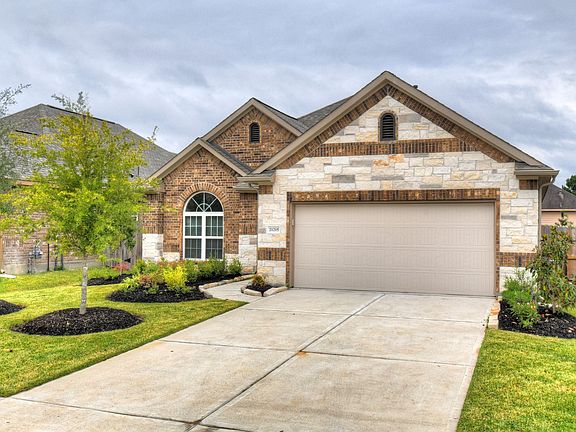 3rd image of 21215 Flowering Dogwood Cir