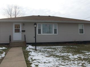 403 Williams St, Victor, IA 52347