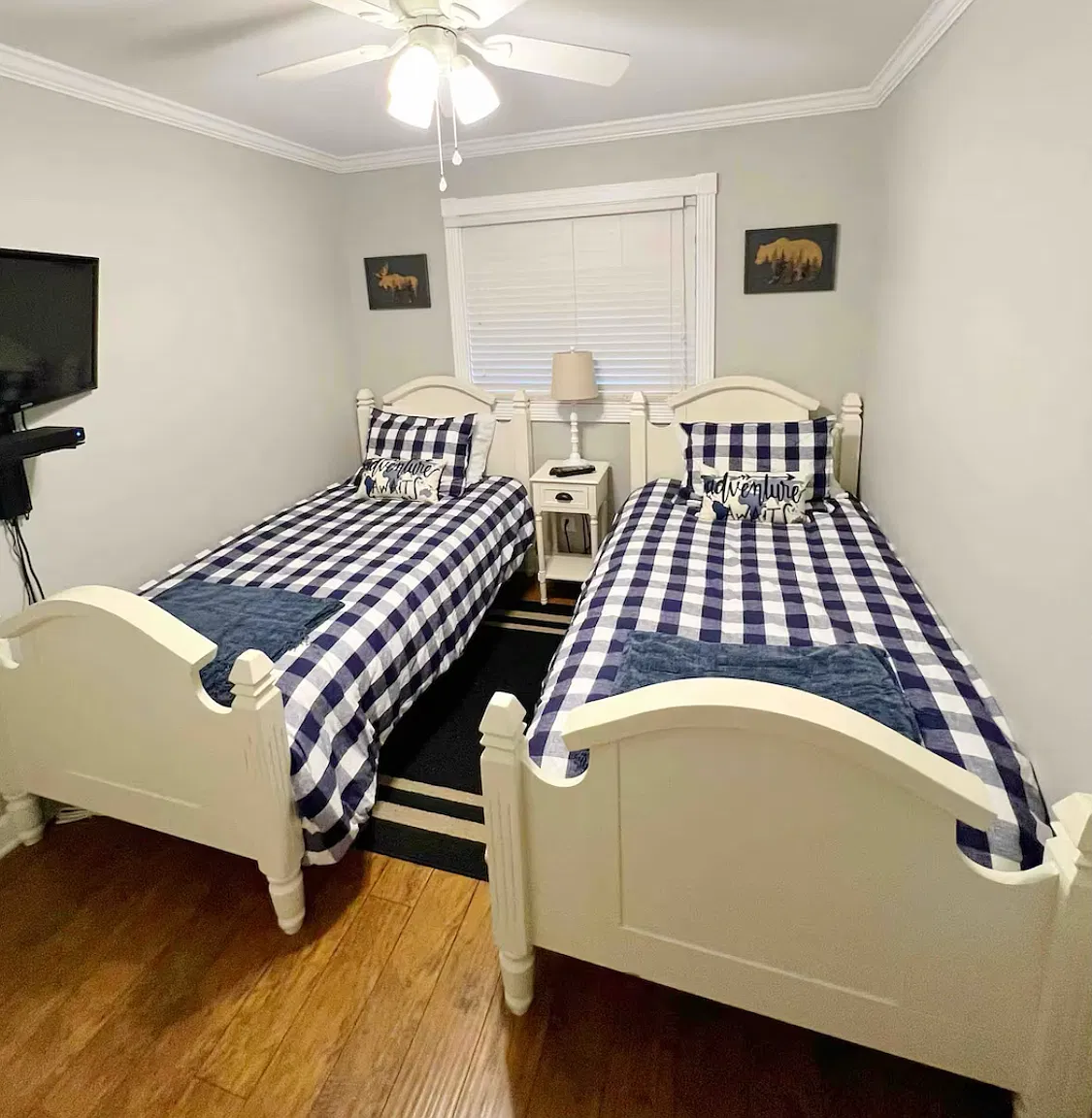 301 Pinnacle Inn Rd — Photo 4