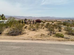 17027 Yucca Rd, Apple Valley, CA 92307