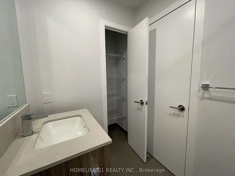 430 Square One Dr #4504 — Photo 5