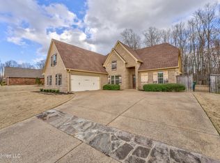 2228 Lesterfield Pl, Nesbit, MS 38651