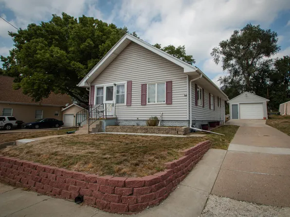 1315 25th St, Sioux City, IA 51104