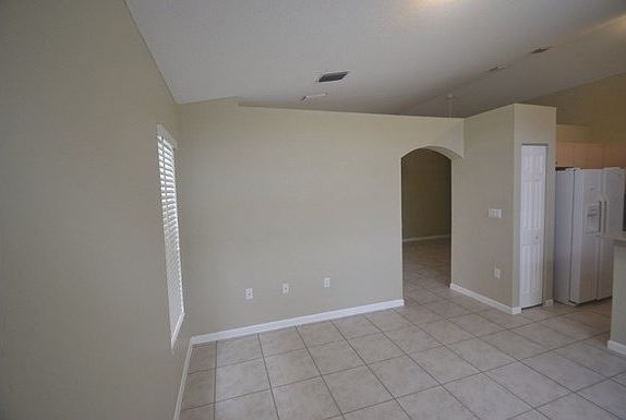 4th image of 5481 NW 49th Ct
