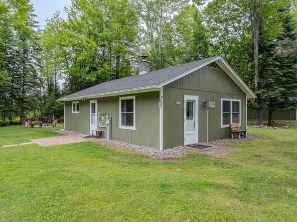 8610 Paulson Dr, Tomahawk, WI 54487