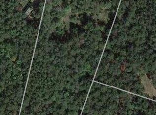 24 Clear Spring Ln, Berkeley Springs, WV 25411