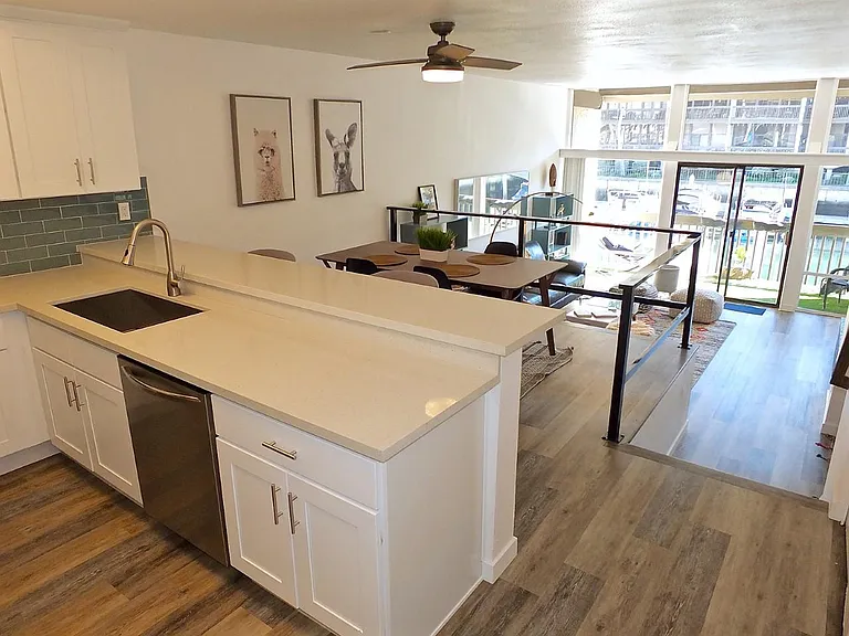 8124 Marina Pacifica Dr N #5 — Photo 14