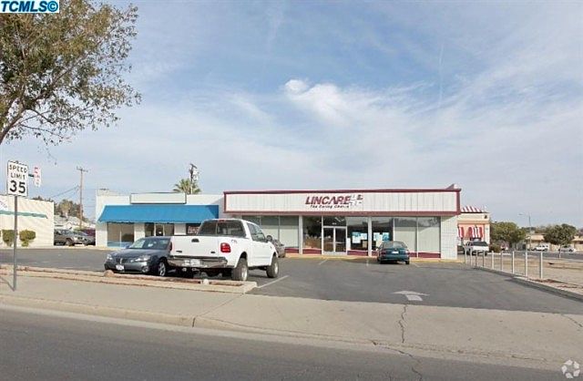 1st image of 310 W Lacey Blvd