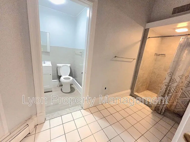 115 Trenton St #1B — Photo 7
