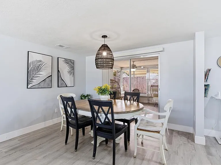 7608 Sue Ellen Dr — Photo 10