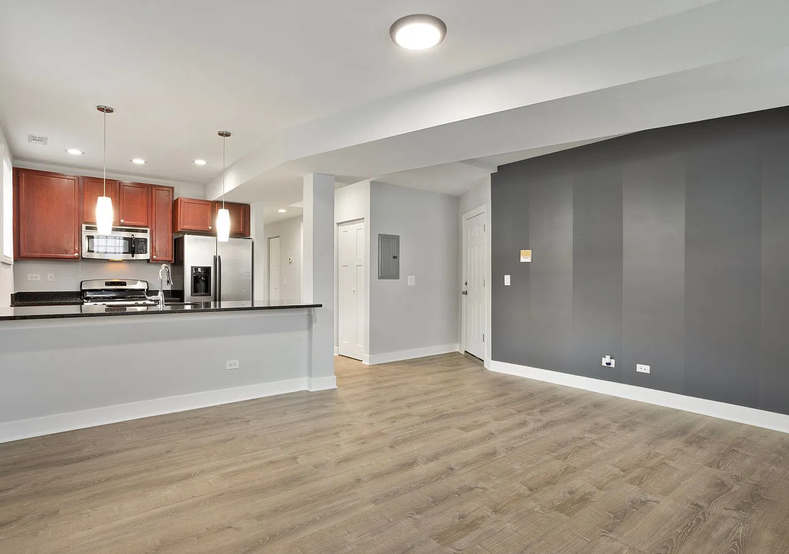 The Jarvis on Ashland — Photo 2