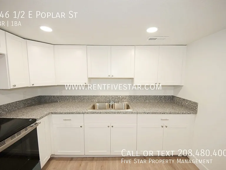 846 1/2 E Poplar St — Photo 5
