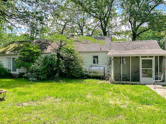 2nd image of 23181 Town Creek Dr