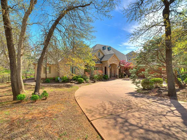 400 Autumnwood Ct, Edmond, OK 73003