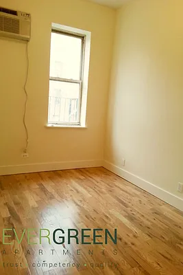 Rented by Evergreen Apartments BK | media 27
