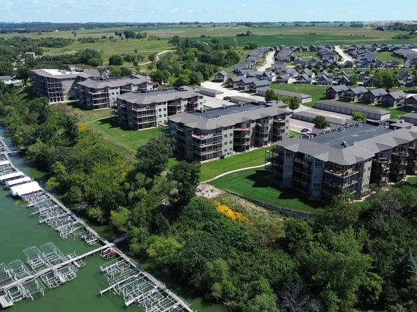 435 240th Ave #302, Arnolds Park, IA 51331