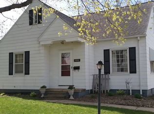 1222 Hawthorne Ave, Waterloo, IA 50702