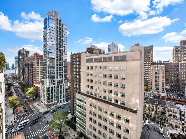 155 East 34th Street 18H image 7 of 8