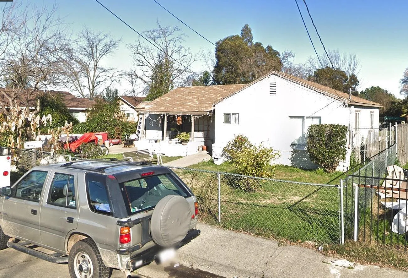 2771 29th Ave photo 1