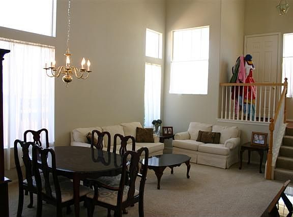Living/dining room
