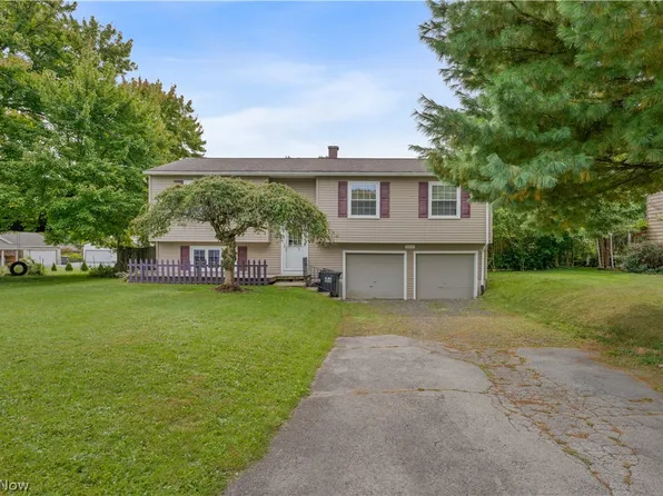 3671 Burkey Rd, Youngstown, OH 44515