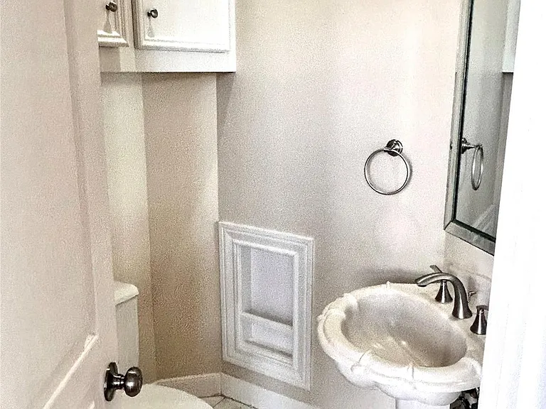 807 Kipp Ave #A — Photo 5