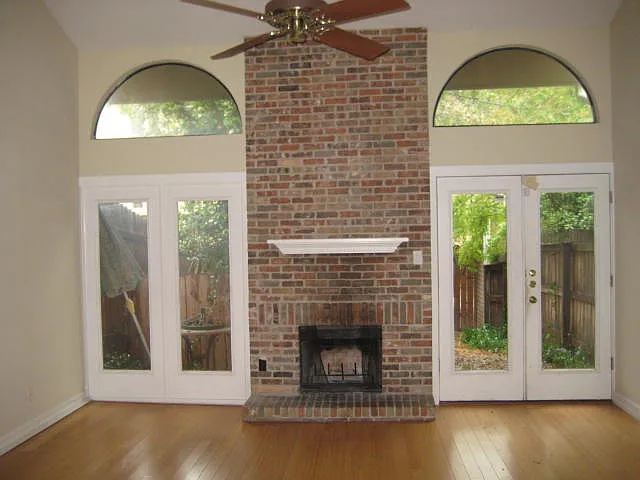 3601 Lawton Ave #9 — Photo 3