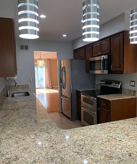 32237 Southfield Rd — Photo 8