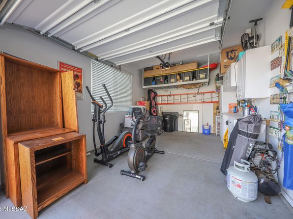 9770 S Desert Flint Dr, Tucson, AZ 85747