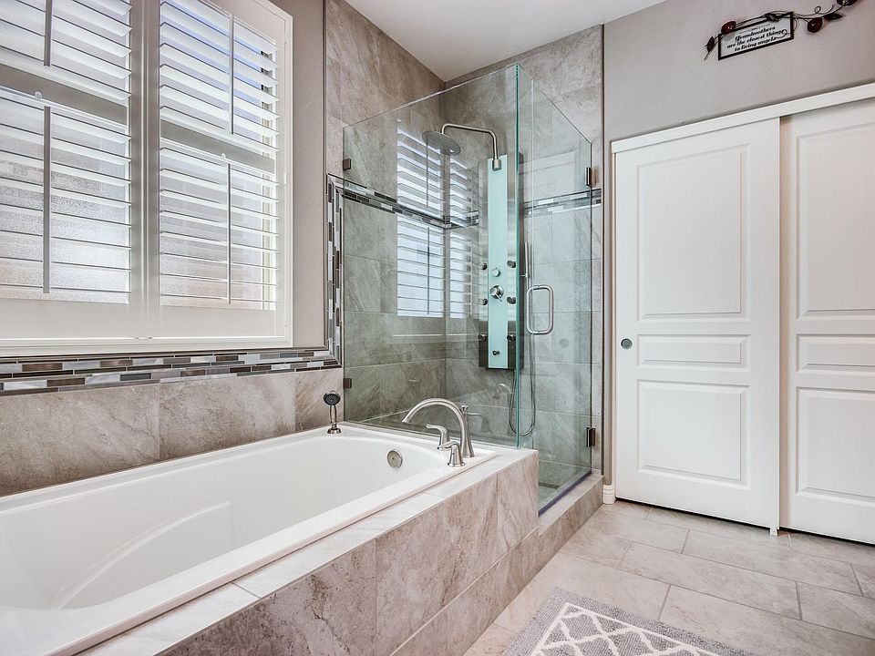1st image of 13535 W Country Gables Dr