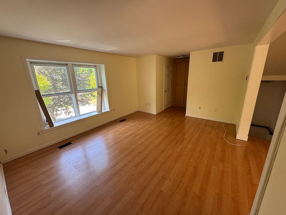 spacious living room