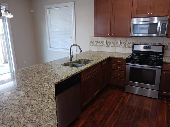 20683 SW Parker Ct, Beaverton, OR 97078