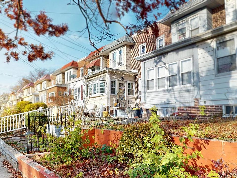 1st image of 1824 44th St